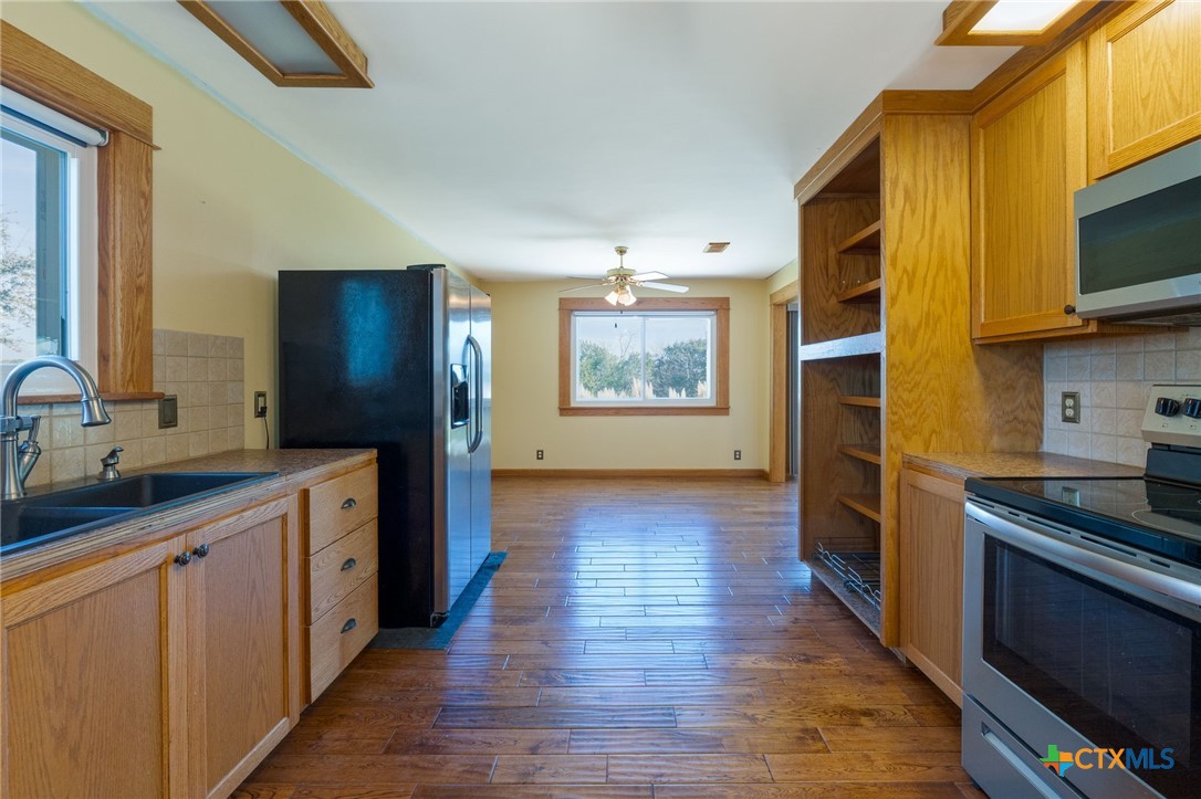 1497 County Road 4930 Kempner, TX 76539 - Photo 9 of 43