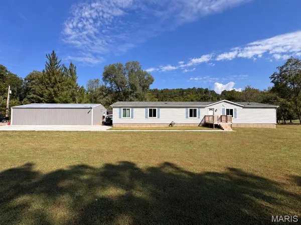 $315,000 | 14216 Charter Church Road, De Soto, MO 63020