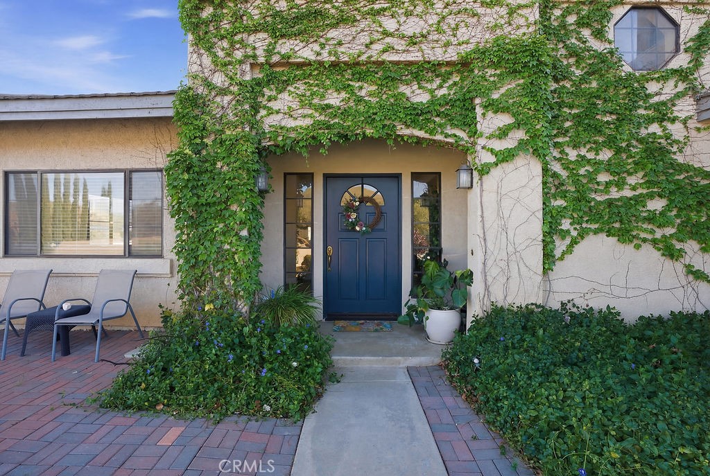 2680 Kashmere Canyon Road Acton, CA 93510 - Photo 2 of 60 a front view of a house with garden