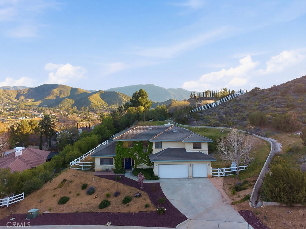 2680 Kashmere Canyon Road Acton, CA 93510 - Photo 50 of 60 a view of a city from a balcony