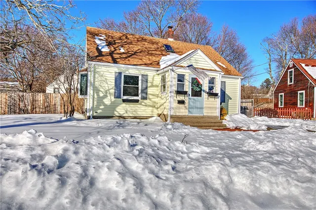 $485,000 | 12 Collation Circle, North Kingstown, RI 02852