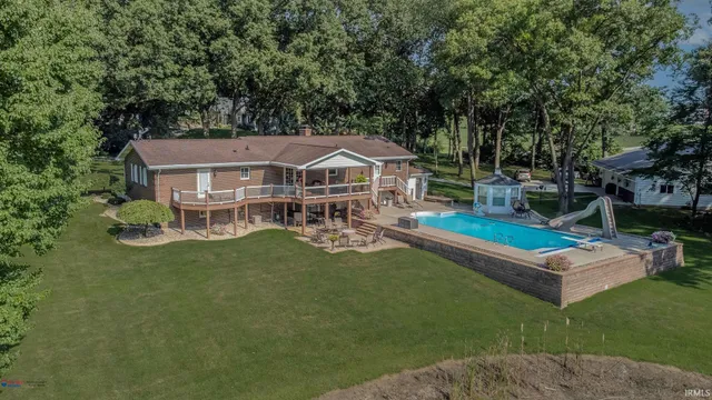 $794,500 | 56085 County Road 33, Middlebury, IN 46540