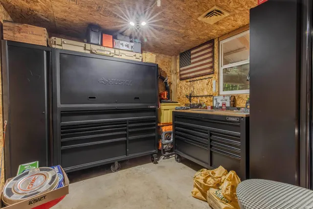 $794,500 | 56085 County Road 33, Middlebury, IN 46540