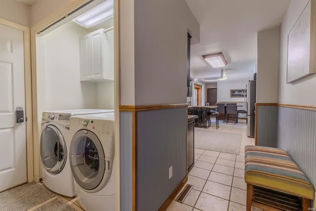 $794,500 | 56085 County Road 33, Middlebury, IN 46540