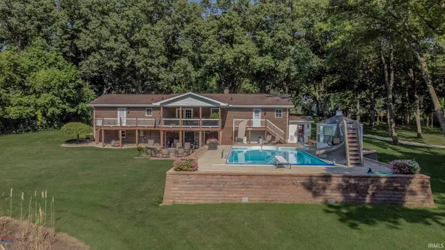 $794,500 | 56085 County Road 33, Middlebury, IN 46540