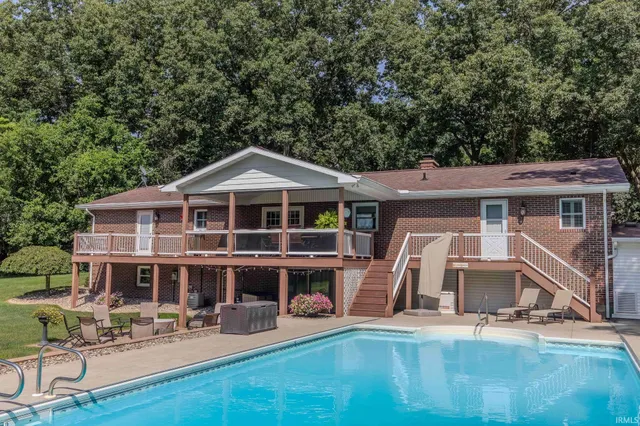 $794,500 | 56085 County Road 33, Middlebury, IN 46540