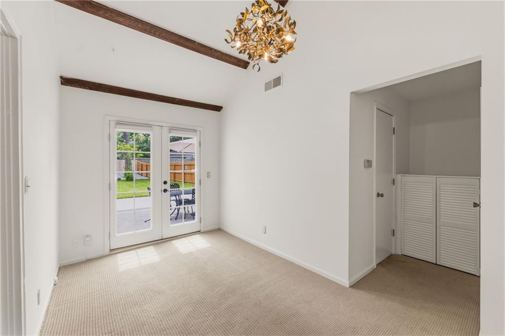 7011 Edgevale Road Kansas City, MO 64113 - Photo 7 of 42