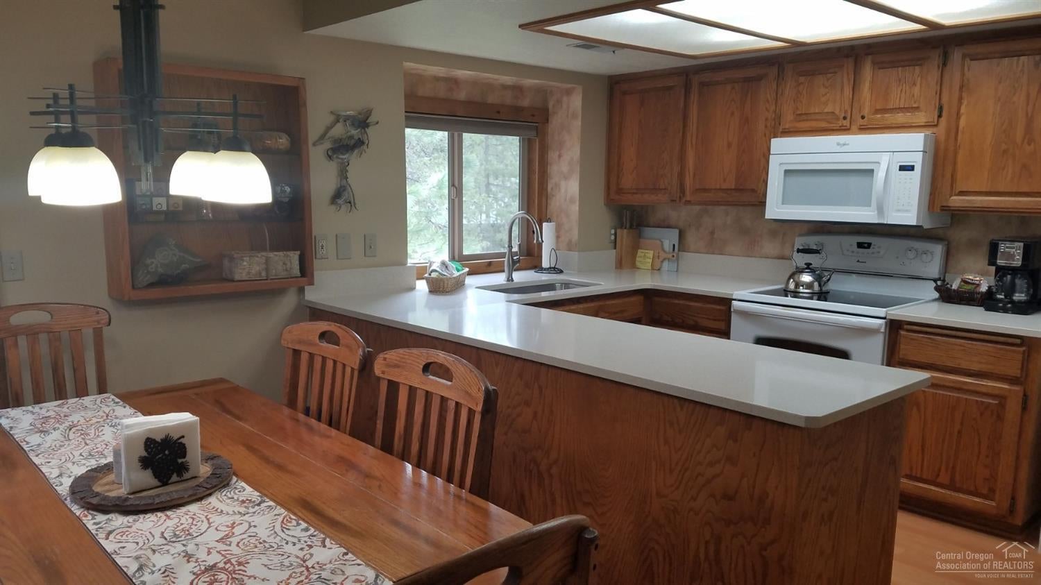 57301 Beaver Ridge Loop, Unit 10C2 Sunriver, OR 97707 - Photo 7 of 17 Additional Photo