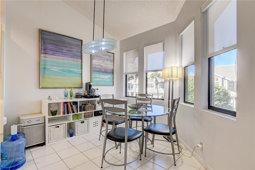 21260 Clubside Drive, Unit B Boca Raton, FL 33434 - Photo 17 of 50 Photo 17