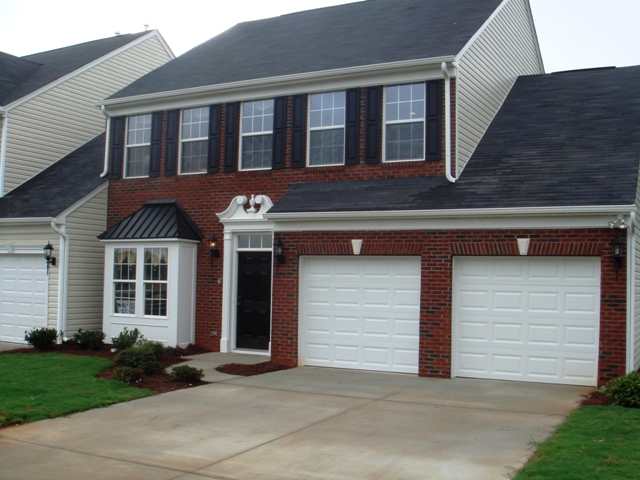 417 Kindletree Way Simpsonville, SC 29680 - Photo 2 of 13 Gallery Image 2
