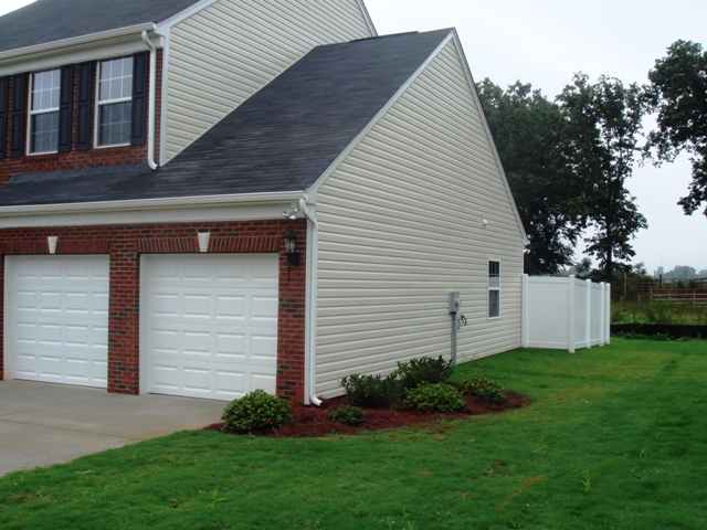 417 Kindletree Way Simpsonville, SC 29680 - Photo 3 of 13 Gallery Image 3