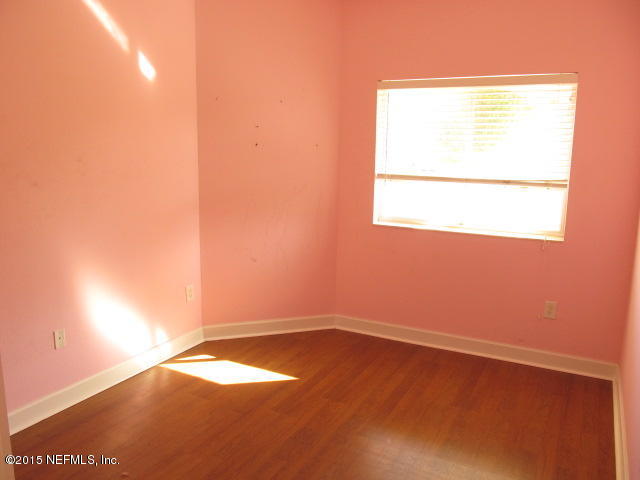 9745 Touchton Road, Unit 1404 Jacksonville, FL 32246 - Photo 7 of 12 Bedroom 2