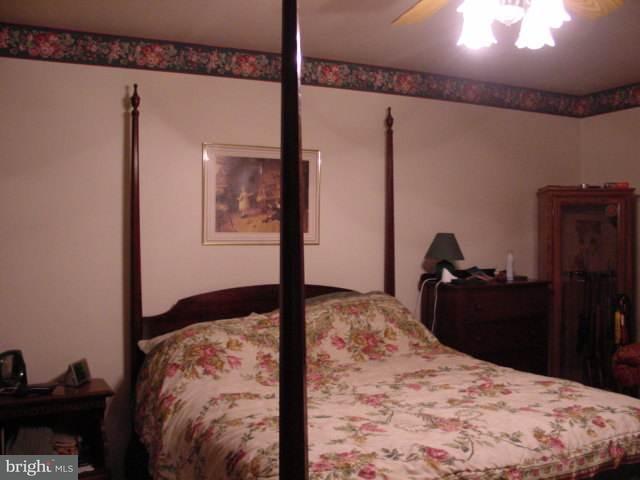 4694 Beards School Road Spring Grove, PA 17362 - Photo 7 of 8 Gallery Image 7