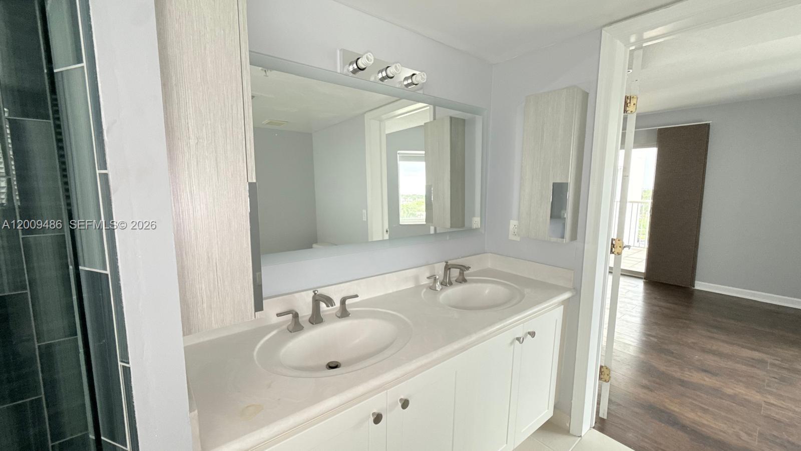 280 Southwest 20th Road, Unit 904 Miami, FL 33129 - Photo 29 of 34 Gallery Image 29