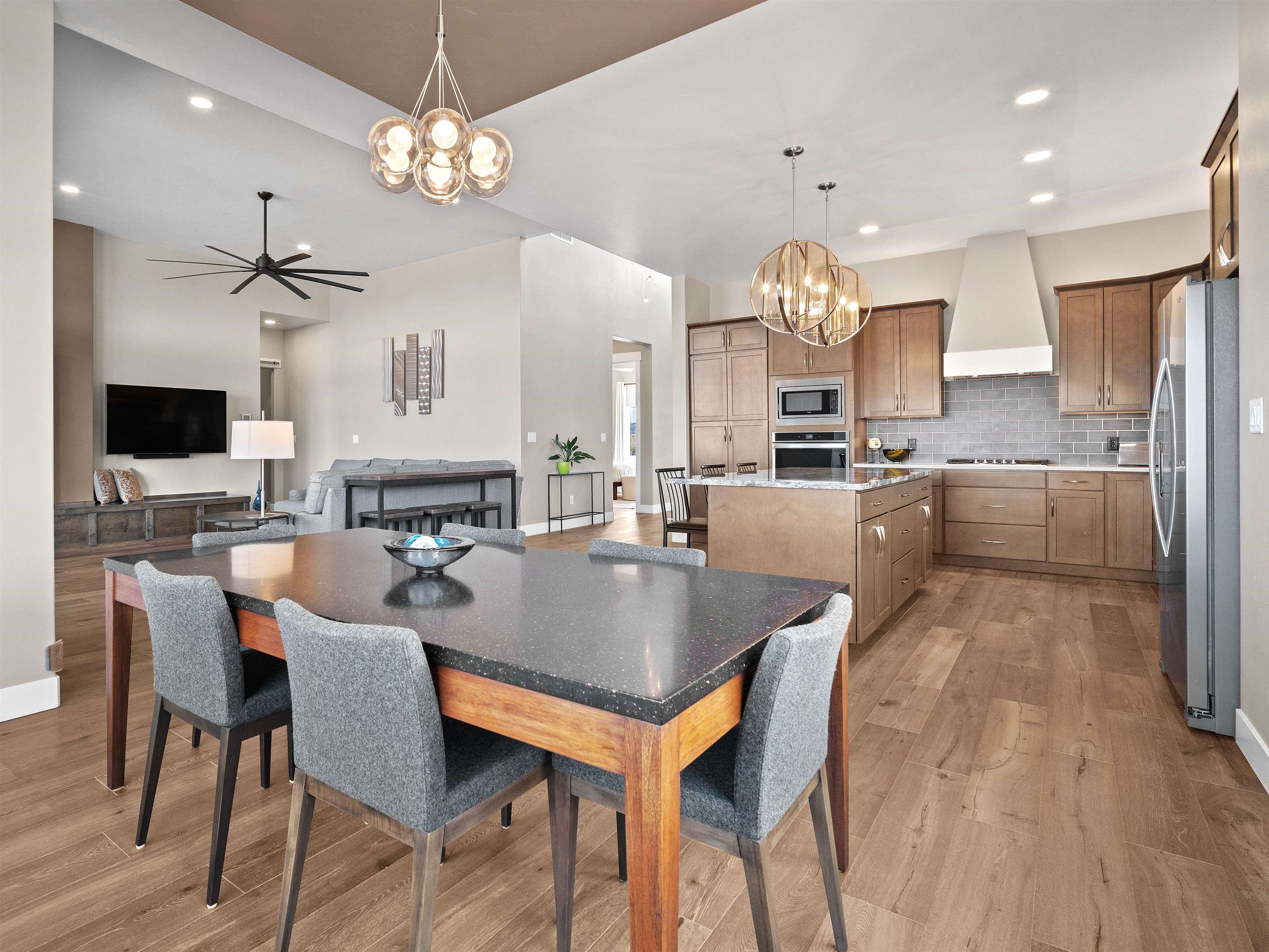 2336 Rabbitbrush Court Grand Junction, CO 81507 - Photo 8 of 36 Gallery Image 8