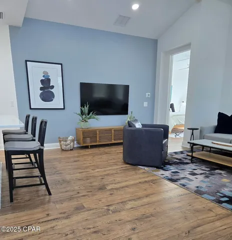 $2,900 | 8697 Sand Dollar Drive, Panama City Beach, FL 32413