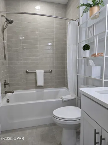 $2,900 | 8697 Sand Dollar Drive, Panama City Beach, FL 32413