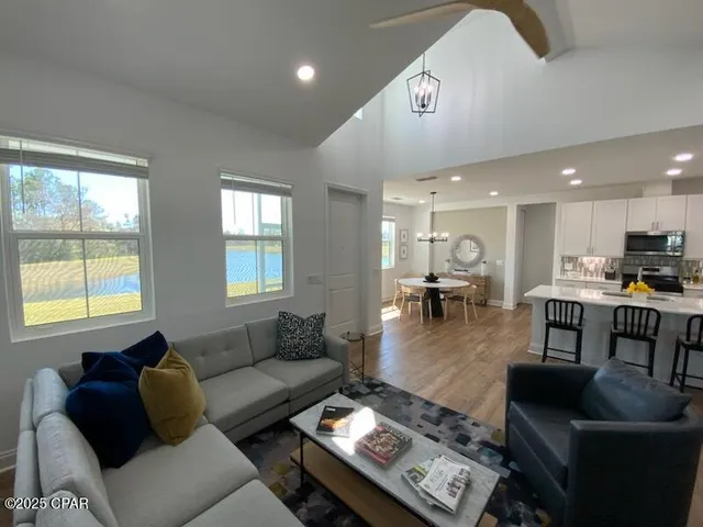 $2,900 | 8697 Sand Dollar Drive, Panama City Beach, FL 32413