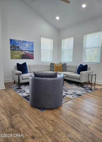 $2,900 | 8697 Sand Dollar Drive, Panama City Beach, FL 32413