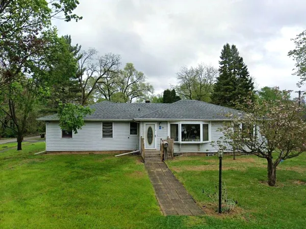 $215,000 | 2 Davison Street, Joliet, IL 60433