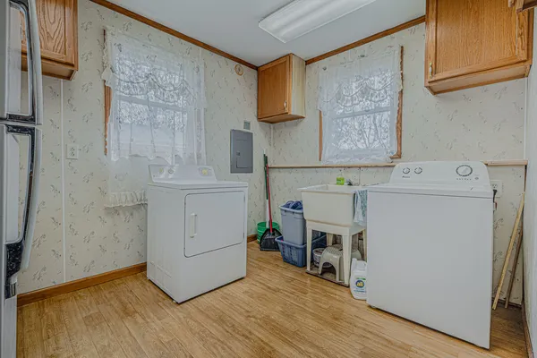 $215,000 | 2 Davison Street, Joliet, IL 60433