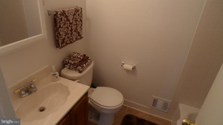 3507 Olympic Street Silver Spring, MD 20906 - Photo 12 of 28 Bath