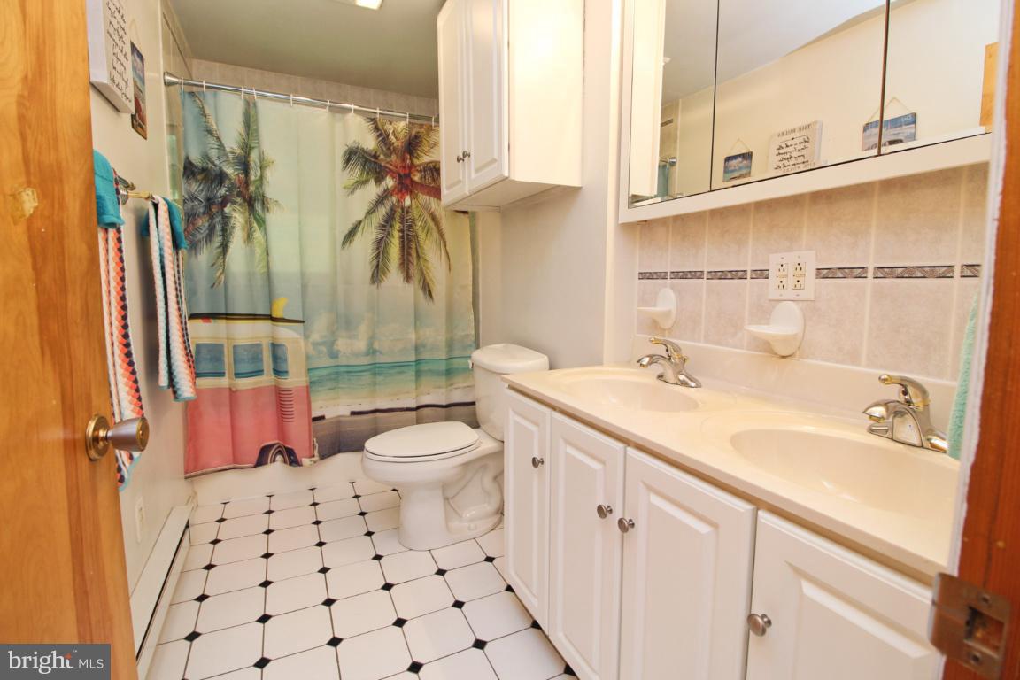 607 East Deep Run Road Westminster, MD 21158 - Photo 22 of 30 Bath