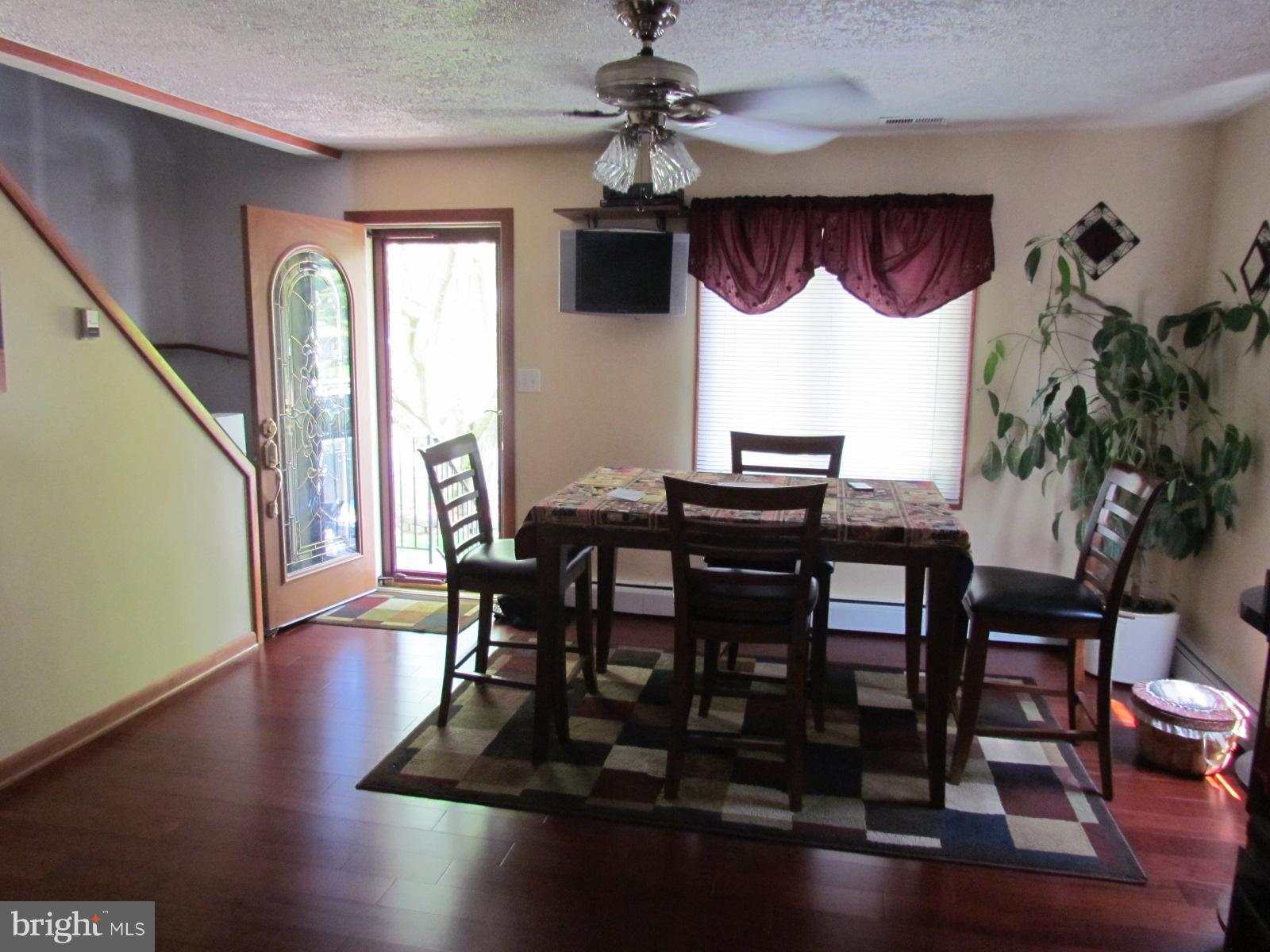 320 Worton Road Baltimore, MD 21221 - Photo 14 of 27 Dining Room