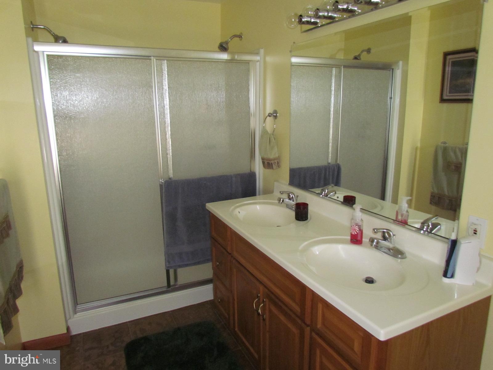 320 Worton Road Baltimore, MD 21221 - Photo 22 of 27 Bath (Master)