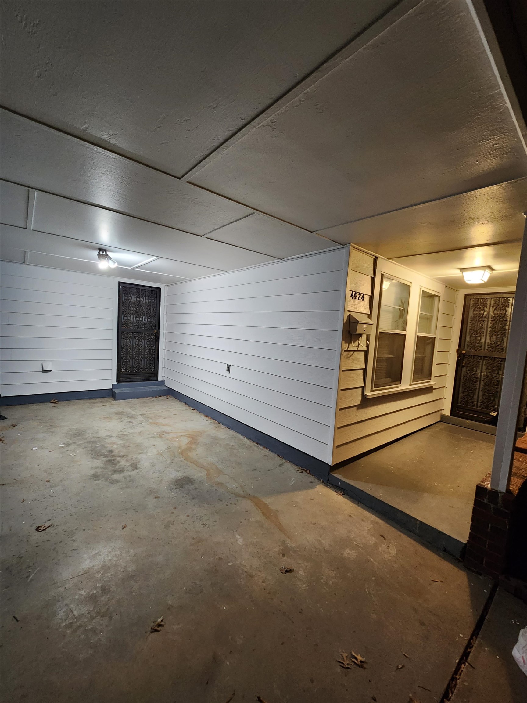 4624 Willow Road Memphis, TN 38117 - Photo 8 of 14 a view of an empty room