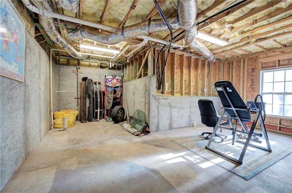 57 Colonial Circle Northwest Cartersville, GA 30120 - Photo 37 of 45 a view of a room with gym equipment