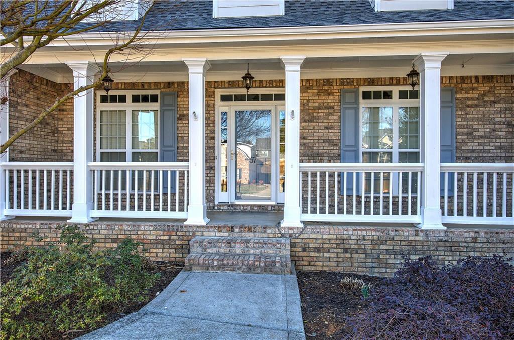 57 Colonial Circle Northwest Cartersville, GA 30120 - Photo 4 of 45 front view of a house with a window