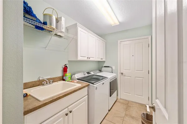 $444,000 | 1656 Hollow Branch Way, The Villages, FL 32162