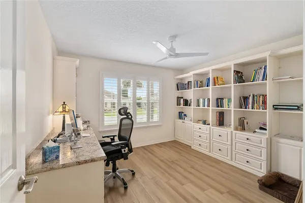 $444,000 | 1656 Hollow Branch Way, The Villages, FL 32162