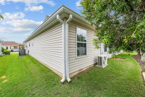 $444,000 | 1656 Hollow Branch Way, The Villages, FL 32162