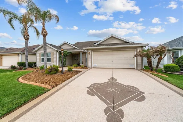 $444,000 | 1656 Hollow Branch Way, The Villages, FL 32162