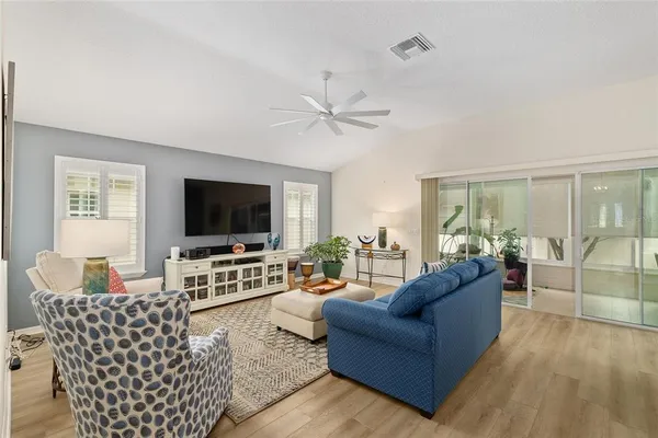 $444,000 | 1656 Hollow Branch Way, The Villages, FL 32162