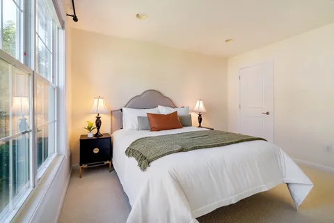 $885,000 | 64 Kendall Court, Unit 64, Bedford, MA 01730