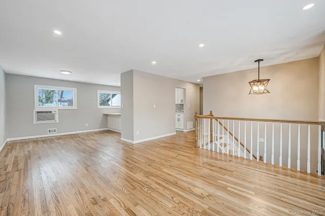 $719,000 | 104 Harrisburg Street, Bay Shore, NY 11706