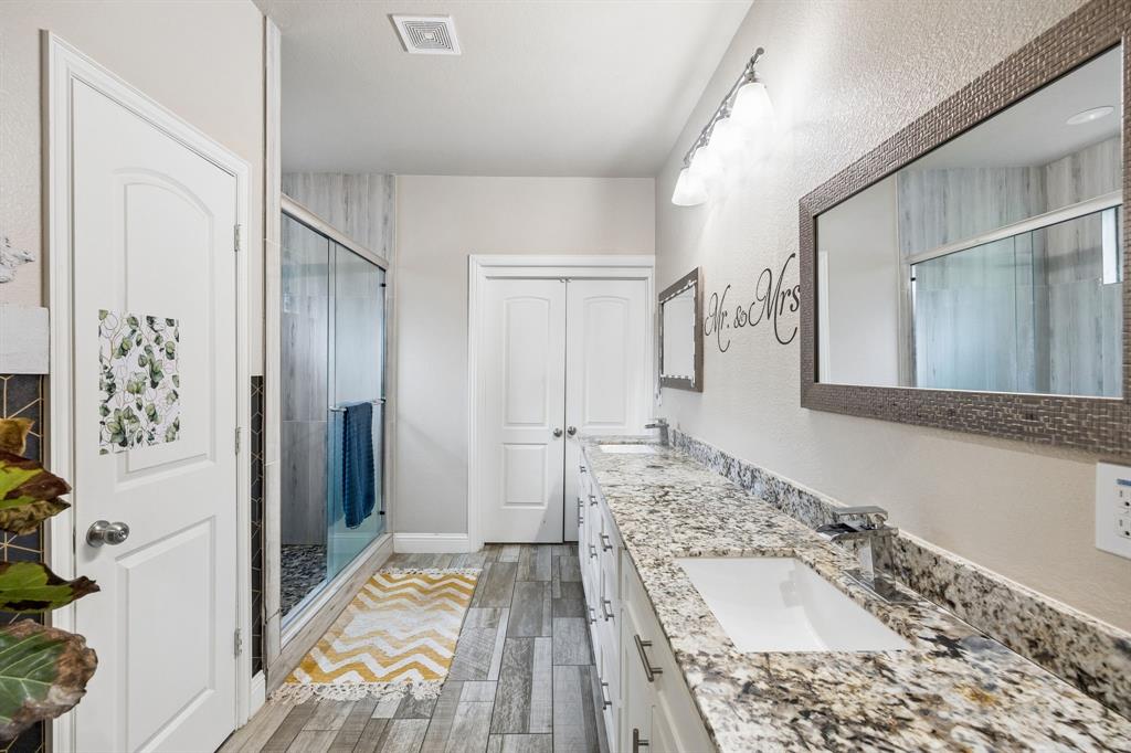 1409 Powell Road Mesquite, TX 75149 - Photo 17 of 26