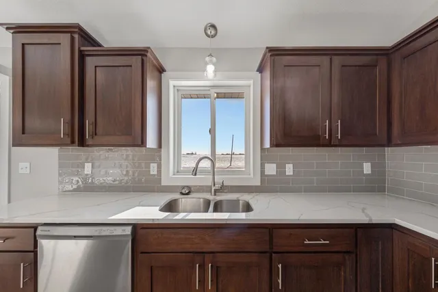 $429,900 | 1012 Mallard Lane, Belle Plaine, MN 56011