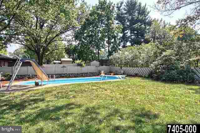 4054 Old Orchard Road York, PA 17402 - Photo 25 of 29 Gallery Image 25