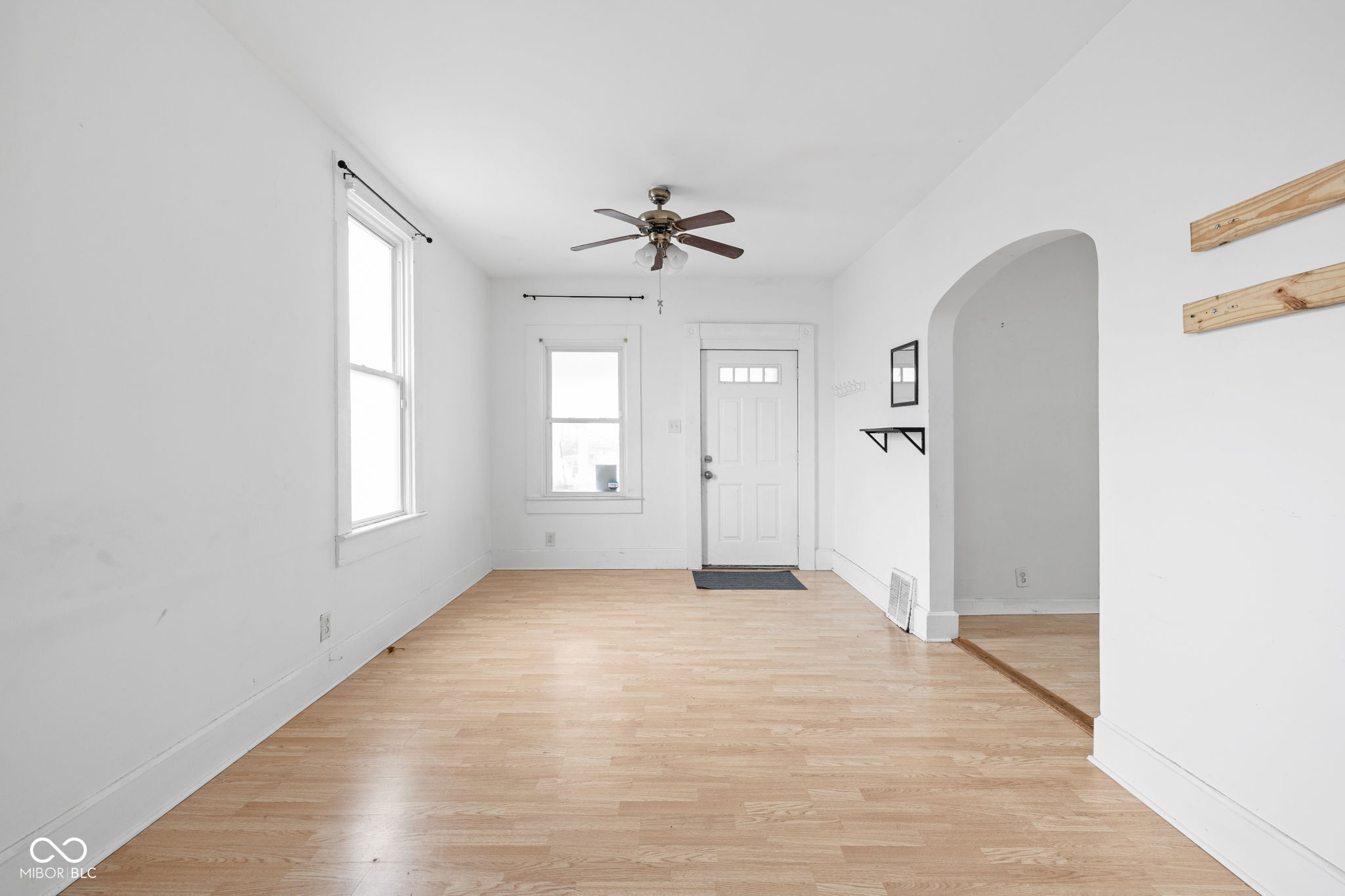 1804 Delaware Street Indianapolis, IN 46225 - Photo 6 of 29