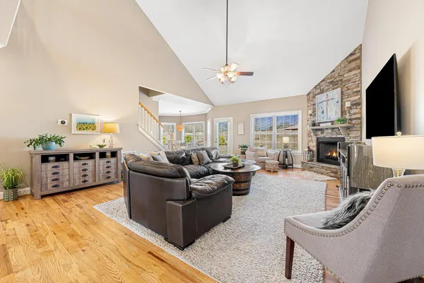 $549,900 | 604 Feathery Lane, Seneca, SC 29678