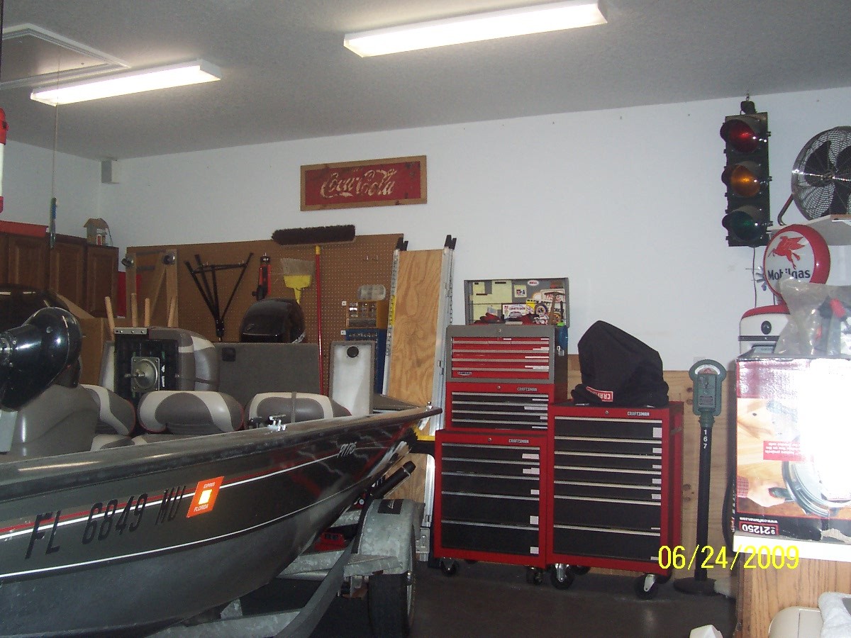 12819 Mandarin Road Jacksonville, FL 32223 - Photo 17 of 18 a view of room with gym equipment