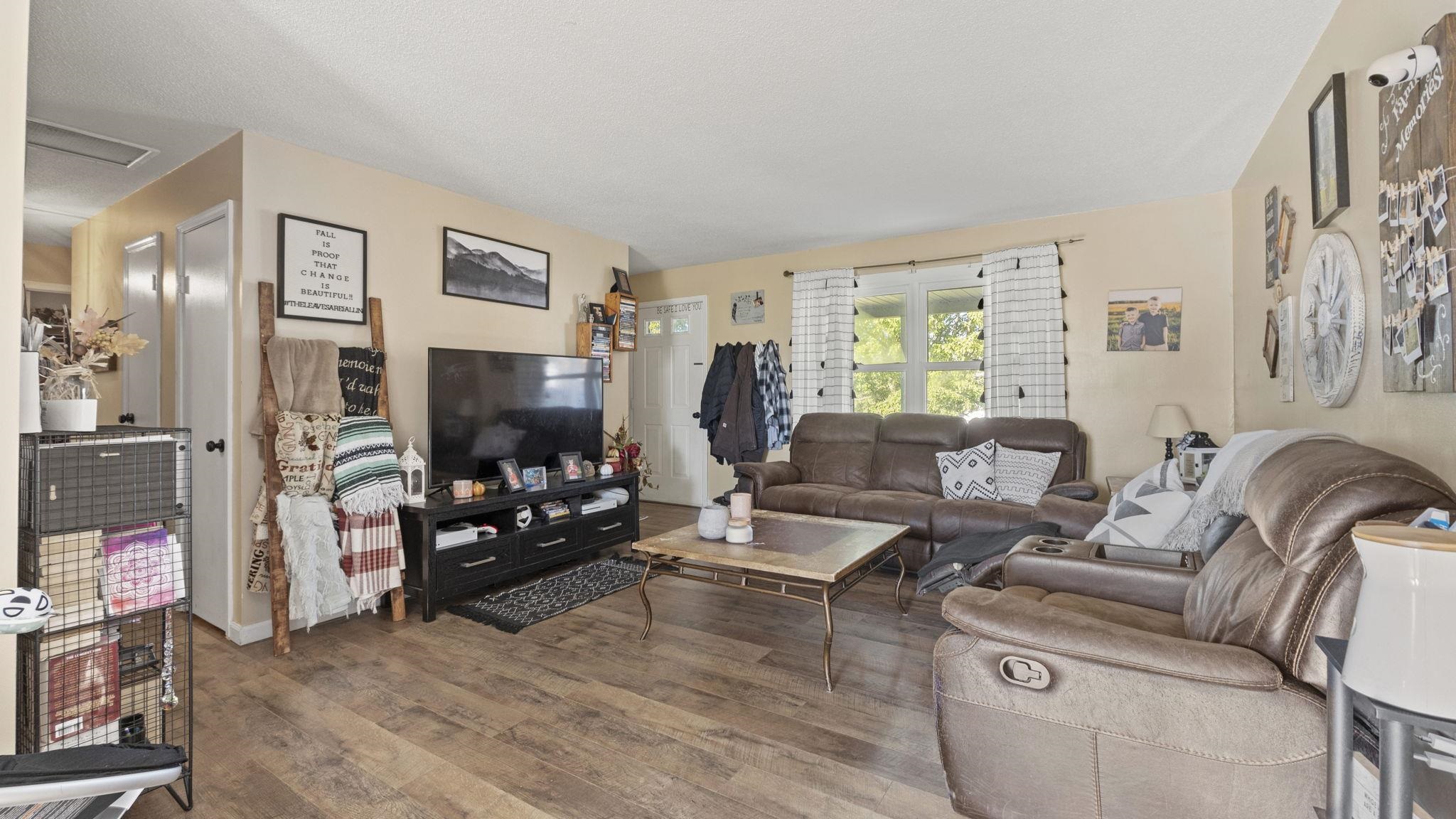 125 Riverview Road Warren, IN 46792 - Photo 11 of 35