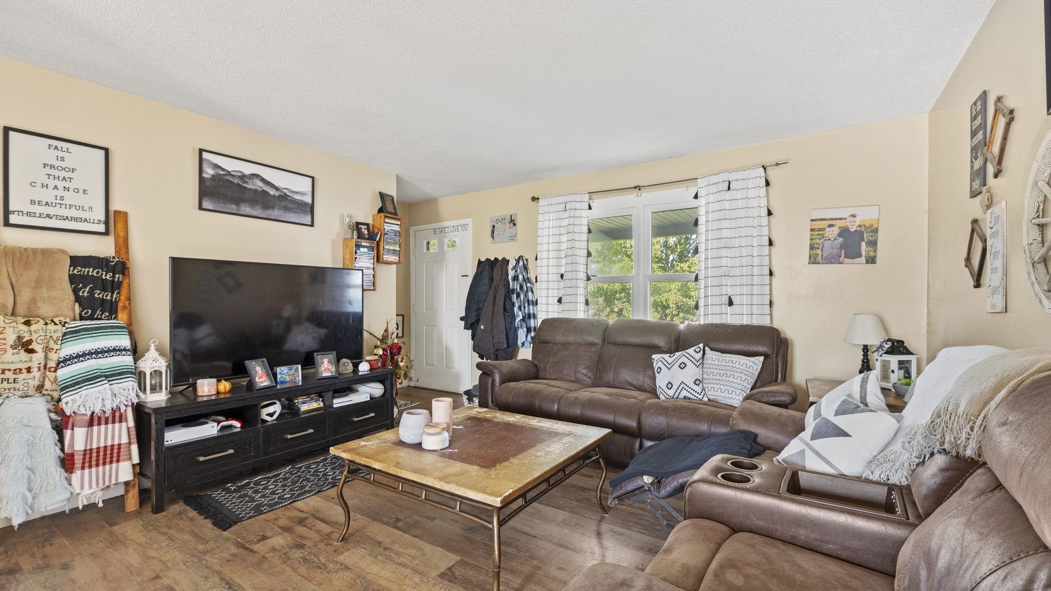 125 Riverview Road Warren, IN 46792 - Photo 16 of 35