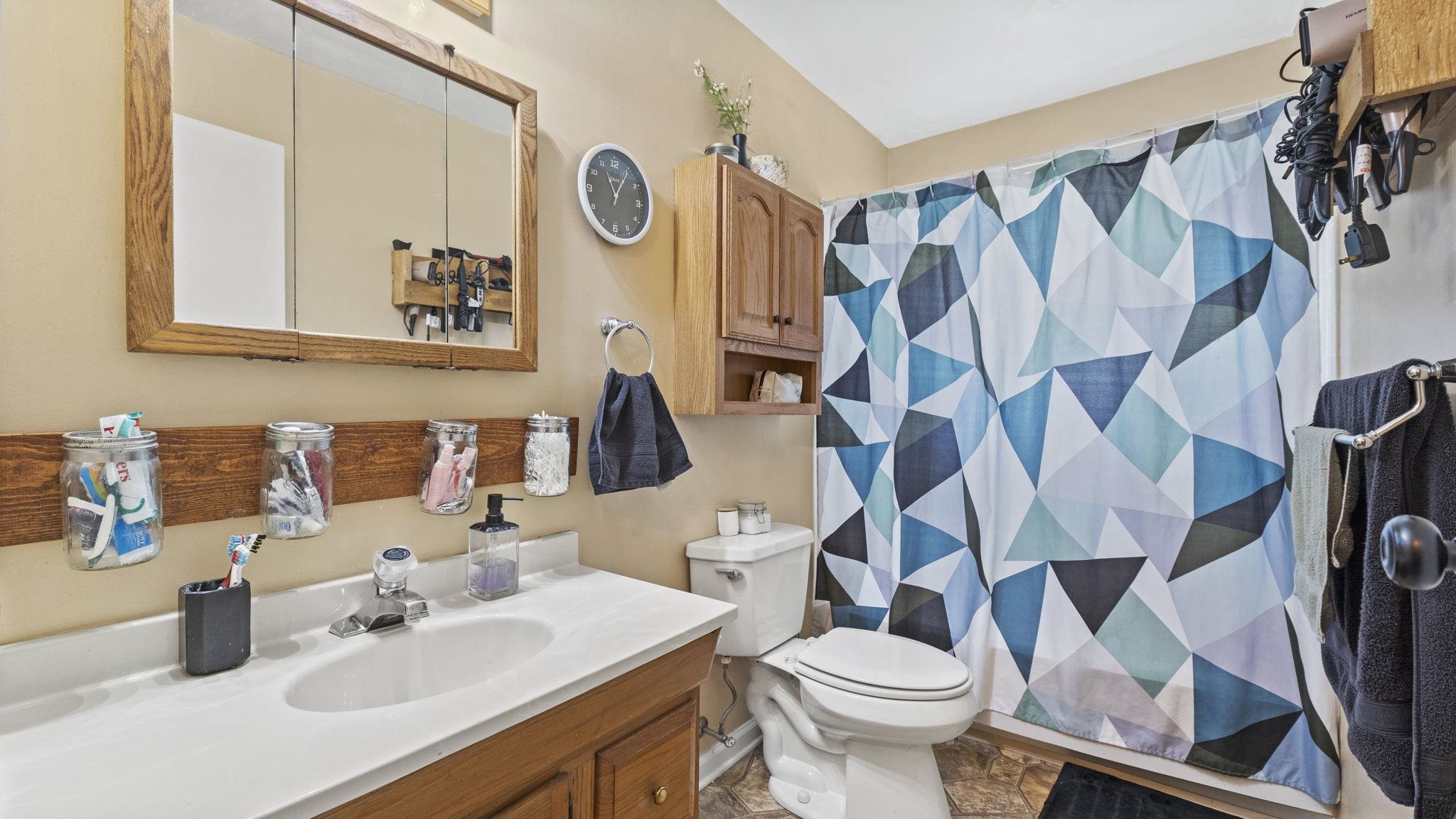 125 Riverview Road Warren, IN 46792 - Photo 18 of 35