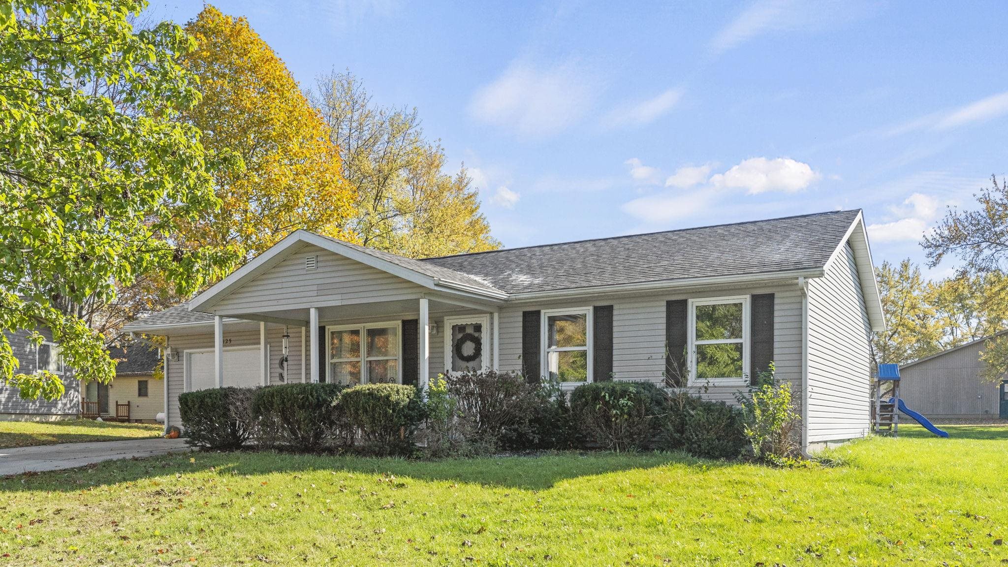 125 Riverview Road Warren, IN 46792 - Photo 5 of 35