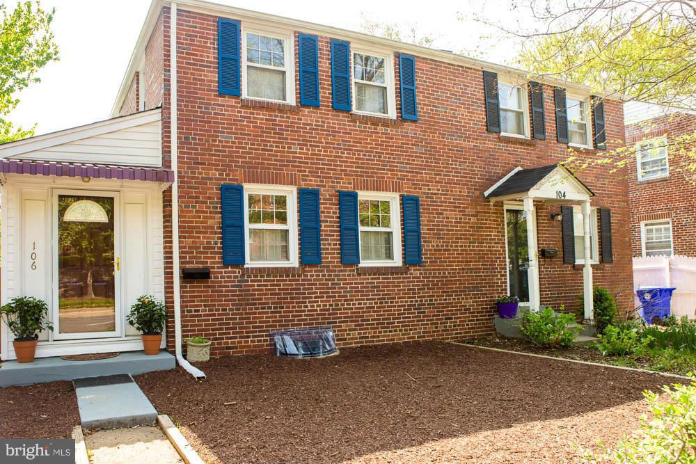 106 South Glebe Road Arlington, VA 22204 - Photo 2 of 28 a front view of a house